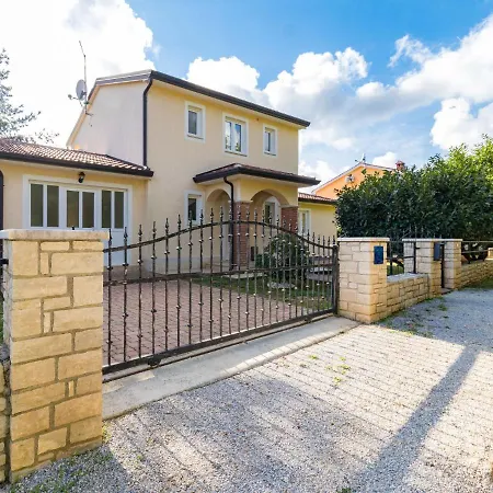 Lara By Interhome Holiday home Vrsar