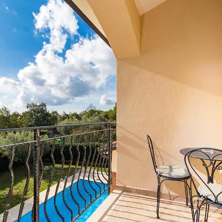 Casa vacanze Lara - Prc308 By Interhome